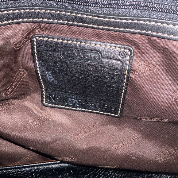 Coach - Picture 5 of 6